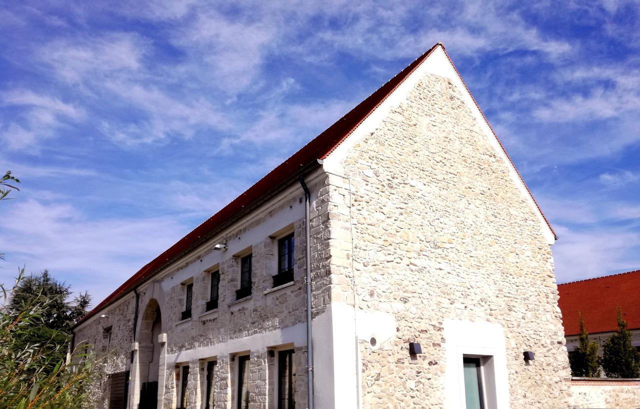 Auberge Du Chateau Bleu Tremblay-en-France Exterior photo